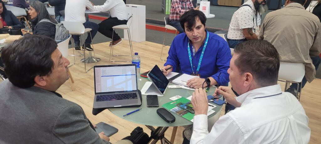 Exitosa participación tuvieron empresas de Concepción en la mayor feria maderera de Colombia