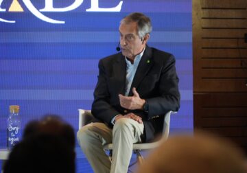 Presidente de CMPC: “Impulsar la industria forestal es impulsar la descentralización”