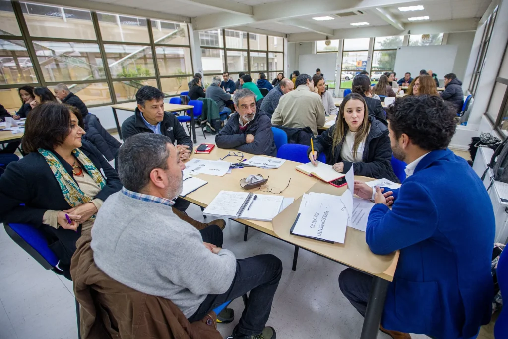 Corma y U. de Concepción lanzan innovador programa para jóvenes talentos