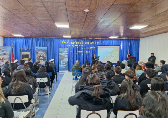 'Conociendo El Mar de Chile': Educación ambiental en escuelas de Coronel