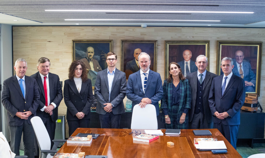 Bernardo Larraín Matte llega al sillón de la presidencia de Empresas CMPC