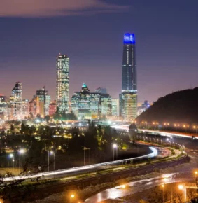 Per cápita de Chile llegará a los US$35 mil este año, pero seguirá siendo el tercero de la región